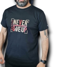Remera Never Up - comprar online