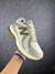 New Balance 860 - Creme