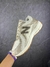 Imagem do New Balance 860 - Creme