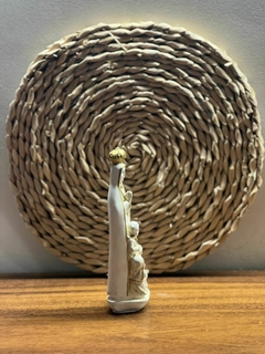 Nossa Senhora de Fátima Monocromática Vintage - comprar online