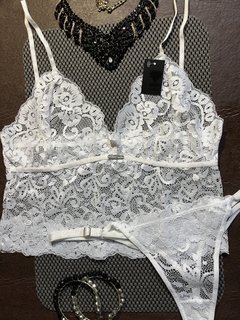 Conjunto top puntilla y Colales regulable