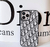 Funda Estilo Dior para iPhone – Diseño Exclusivo de Alta Calidad en internet