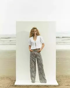 CALÇA WIDE LEG ANIMAL PRINT