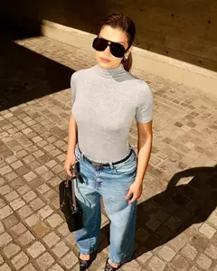 BLUSA DE GOLA ALTA - Busto Aramado