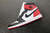 Air Jordan 1 Retro High OG "Black Toe" na internet