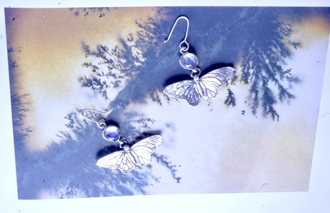 Aretes de Mariposa Monarca y Piedra Luna