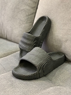 ADIDAS SLIDE ADILETTE 22! - comprar online