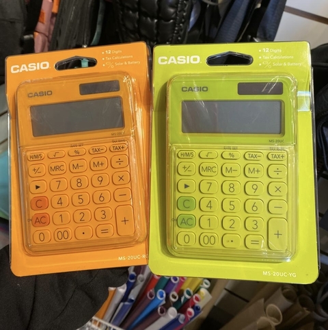 Calculadora Casio escritorio