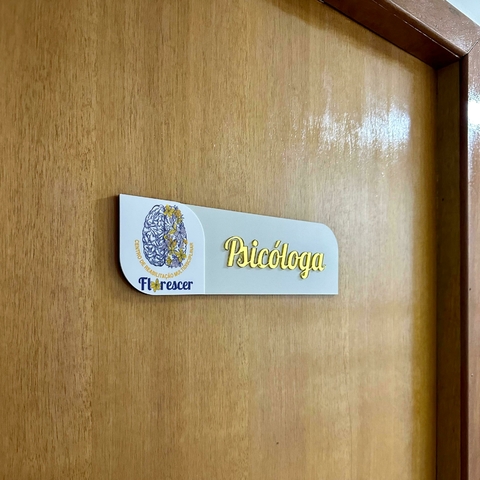Placa de Porta - Fundo Mdf e Apliques em Acrílico