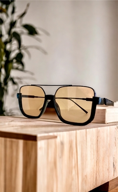 Óculos de sol quadrado metal preto lente marrom