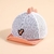 GORRA PARA BEBÉ DINOSAURIO RAYAS en internet