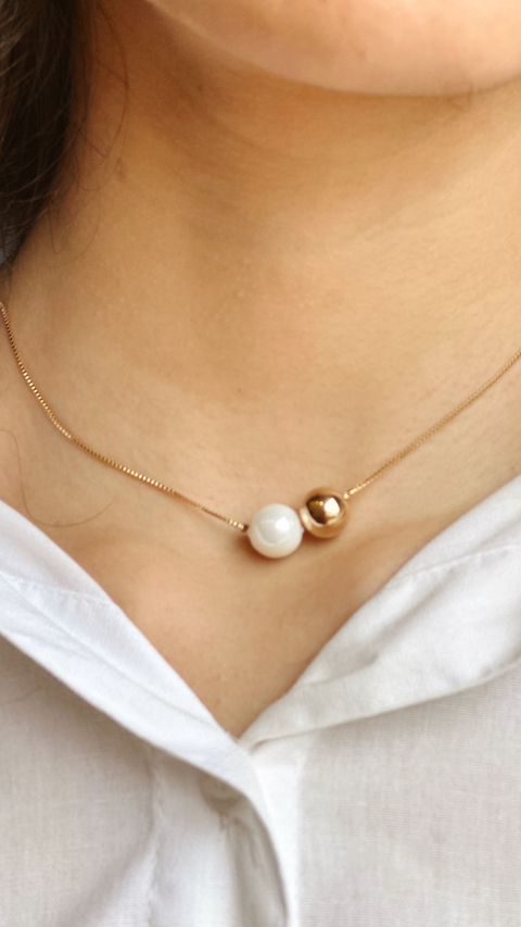 Colar pérola esfera lisa - comprar online