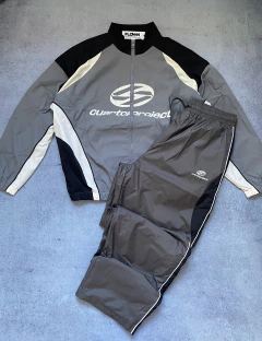 CONJUNTO “DARKCORE”