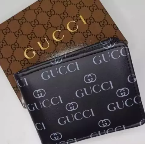 Carteira de coro "com caixa"