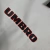 Camisa Retrô Manchester United 98/99 - Masculina Umbro - Branca com detalhes em preto e vermelho - Cadfer Sports