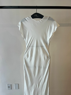 VESTIDO MIDI MANGA MORCEGO - comprar online