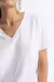 Remera básica escote V en internet