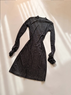Vestido transparente con puntitos dorados. - comprar online