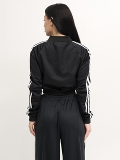 Pantalón deportivo en internet