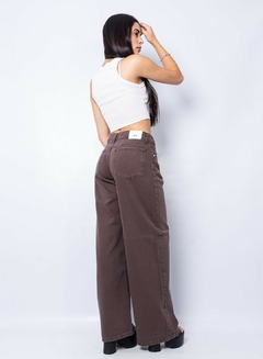 Wide leg rígido chocolate. Tiro bajo - RMVG