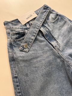 Jeans rígido. - comprar online