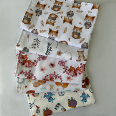 Burp Cloth - Estampa Brinquedos da Infância - LePetit - Itens essenciais para o enxoval do seu bebê