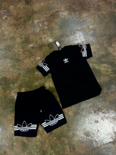 Conjunto Adidas - comprar online