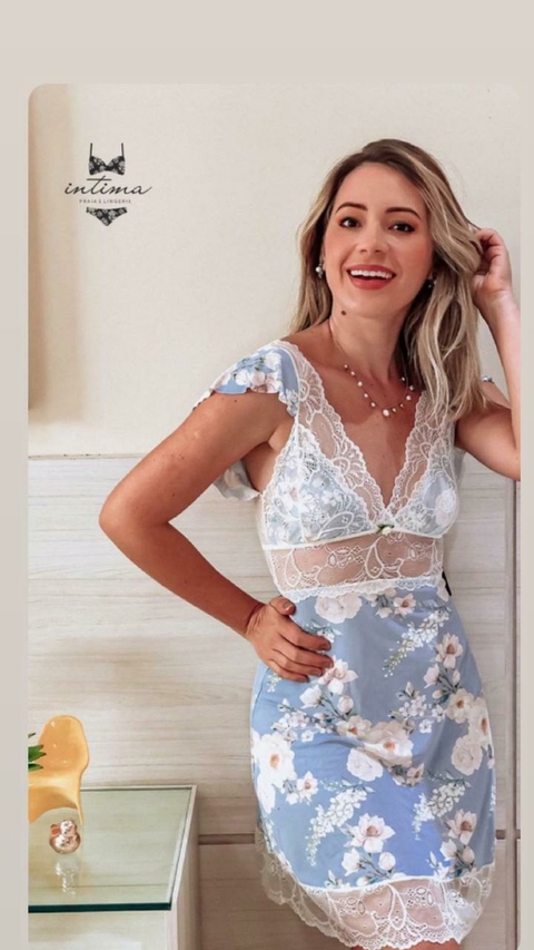 Camisola em Malha Fria Floral