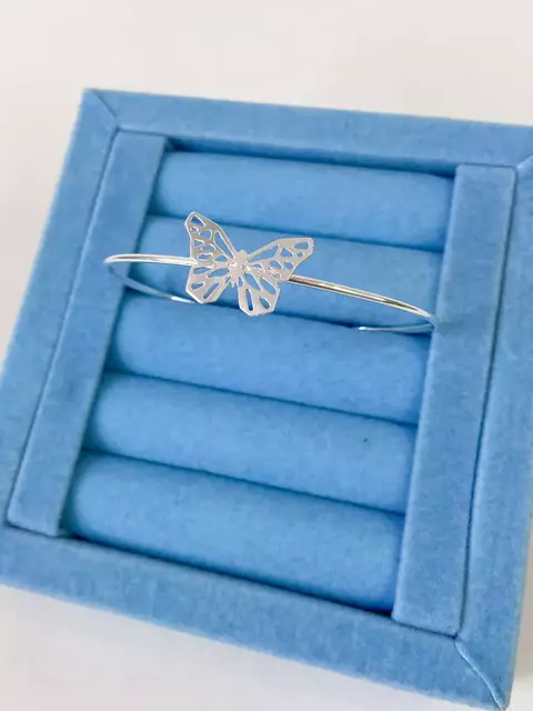 Bracelete Borboleta com bolas nas ponta s - comprar online