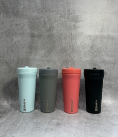 Vaso Stanley con pico 800ml - comprar online