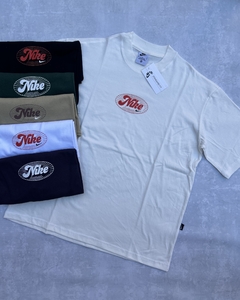 REMERA NIKE OVERSIZE
