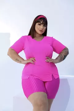 BLUSA TAPA BUMBUM COM RECORTE FRENTE