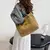 Imagem do Bolsa tote de veludo da moda, bolsa de ombro de cor sólida, bolsa casual femini