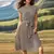 Vestido plissado de manga curto feminino, gola redonda, comprimento do joelho, e - comprar online
