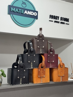 Matera cuadrada de cuero - comprar online