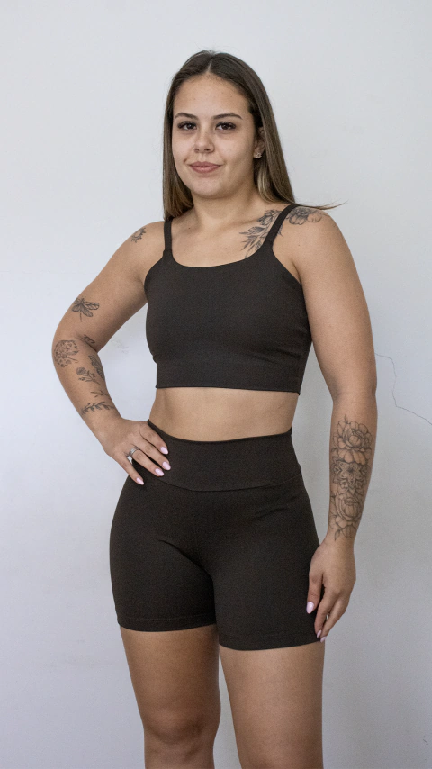 SHORTS BÁSICO FEMININO POLIAMIDA MARROM