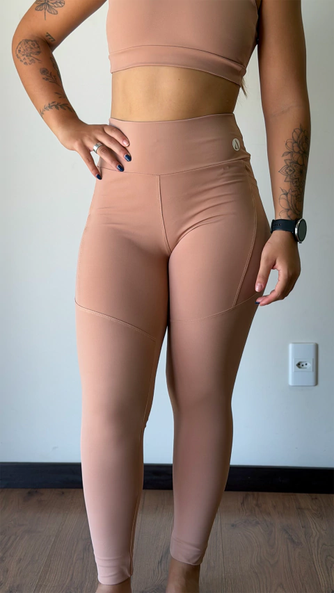 LEGGING COM BOLSO FEMININO POLIAMIDA MOCCA MOUSSE