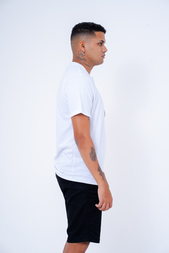 Camiseta Lv - Branco - comprar online