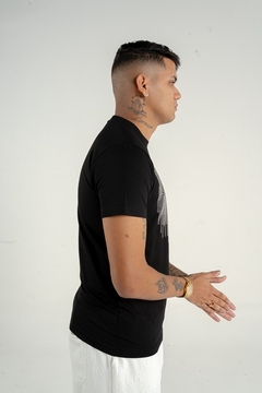 Camiseta Premium Balmain - Pedraria na internet