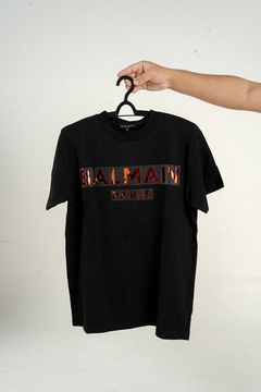 Camiseta Chinesa Balmain - Preto