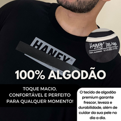 Kit Com 2 Camisas Masculina Gola Careca 100% Algodão Estampas Sortidas - F4 Store