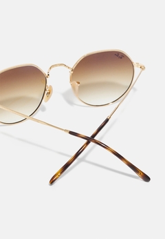 Rayban Jack en internet