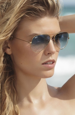 Imagen de Ray Ban Aviador Clasico Dorado/Marron Degrade Polarizado