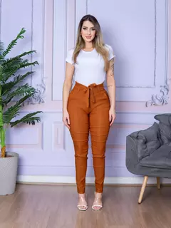 Calça Skinny Social com Laço e Bolso