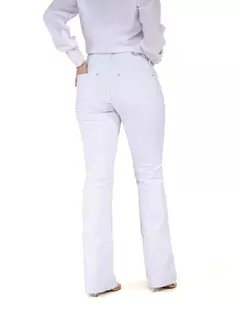 Calça Flare Sarja Branca - loja online