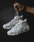 Air Uptempo "Full White" en internet