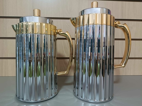 CONJUNTO DE GARRAFA TÉRMICA ÁRABE