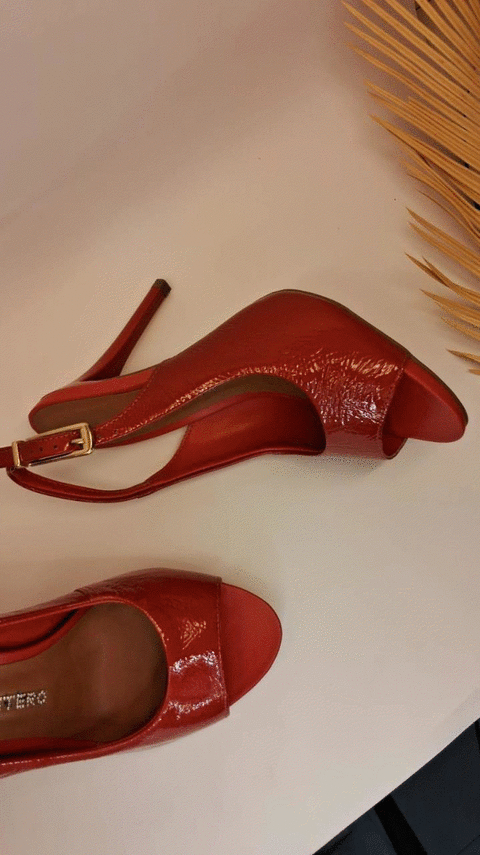 364402 SANDALIA SALTO COURO VERNIZ SHOW VERMELHO 24 33 - comprar online