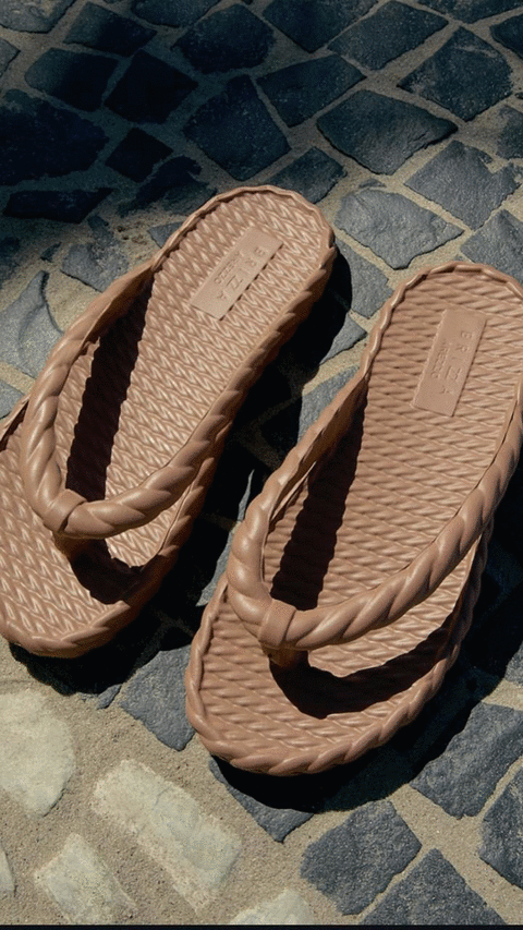 Z1900400010045 CALCADOS SANDALIA SALTO RASTEIRO PLASTICO - comprar online