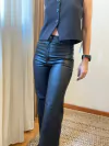Pantalon engomado wide leg